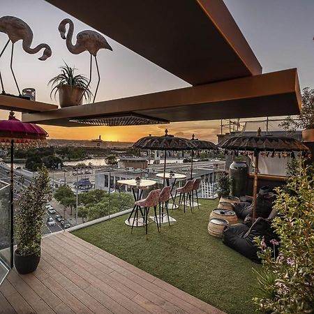 On Suites Sevilla Apartments Designed For Adults Exterior foto