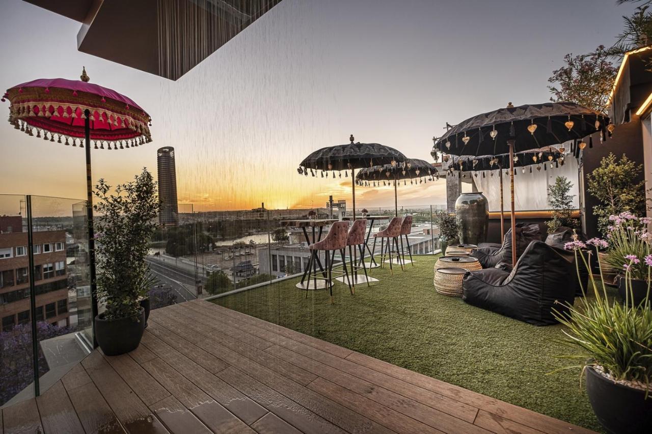 On Suites Sevilla Apartments Designed For Adults Exterior foto