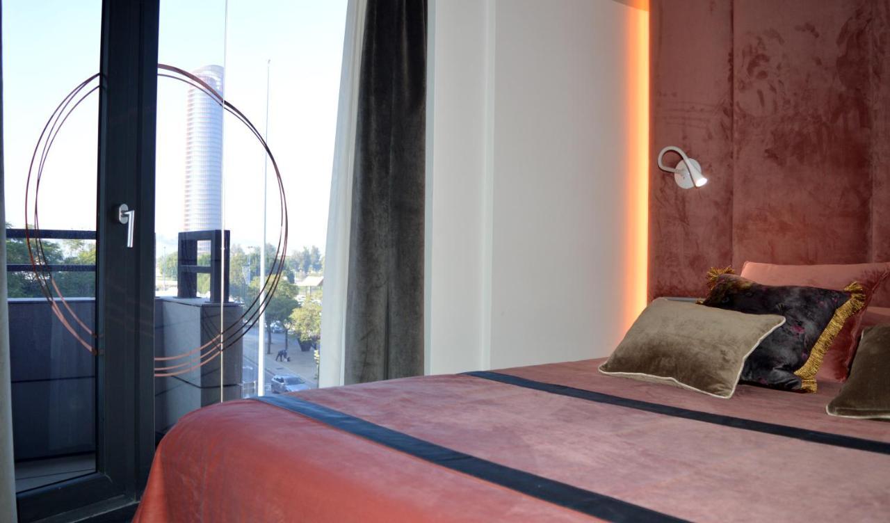 On Suites Sevilla Apartments Designed For Adults Exterior foto