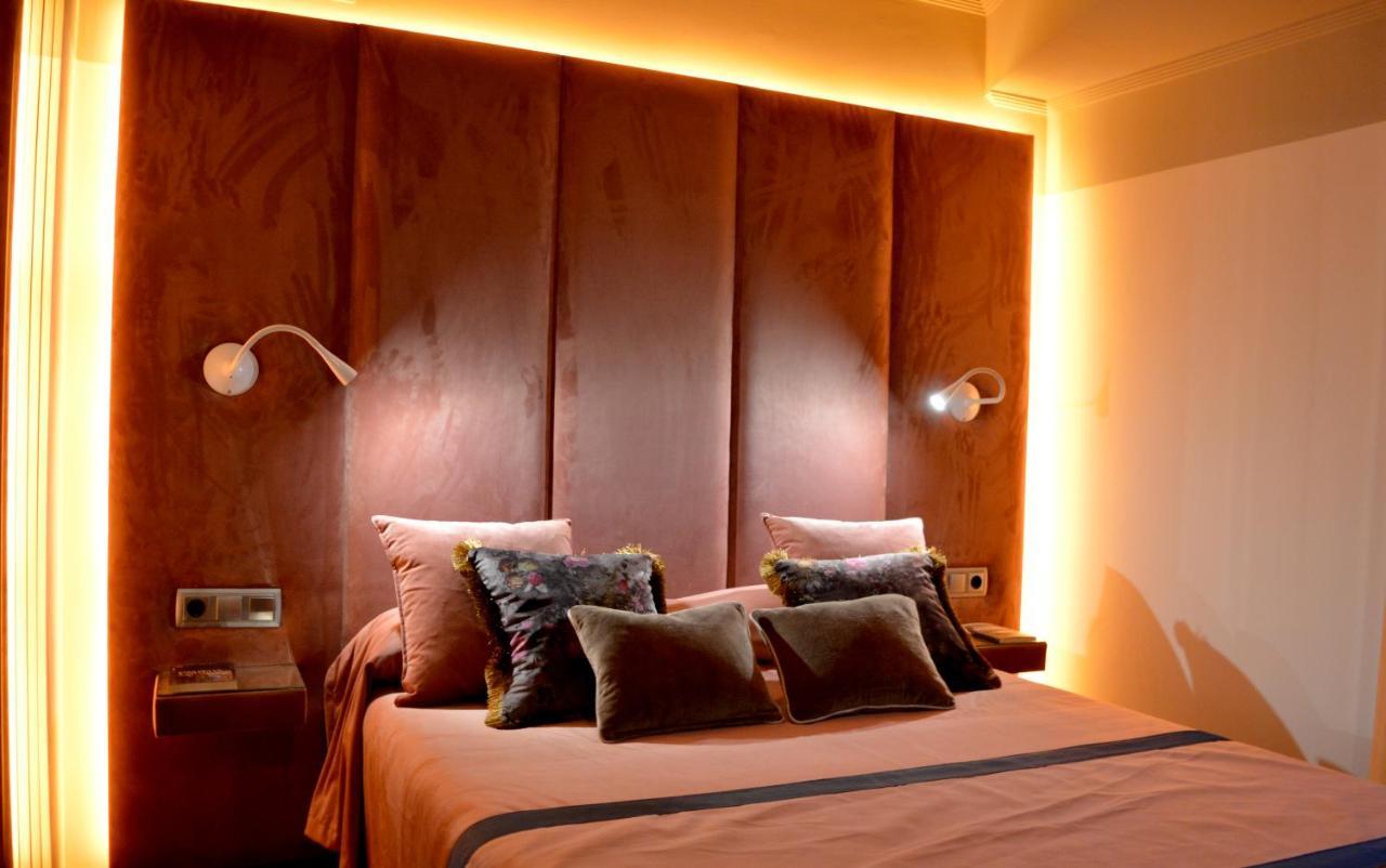 On Suites Sevilla Apartments Designed For Adults Exterior foto