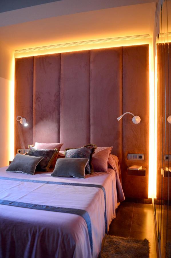 On Suites Sevilla Apartments Designed For Adults Exterior foto
